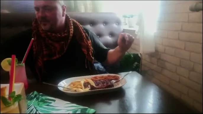 Gdzie zjeść w Iwoniczu-Zdroju? Sprawdź najlepsze restauracje!